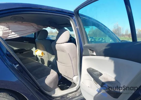 2012 Honda Accord 2.4 Lx z USA, uszkodzony, nr VIN 1HGCP2F31CA009280